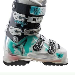 Atomic Women's Winter Ski Boots - size: 26.0- 26.5 Black, white, teal